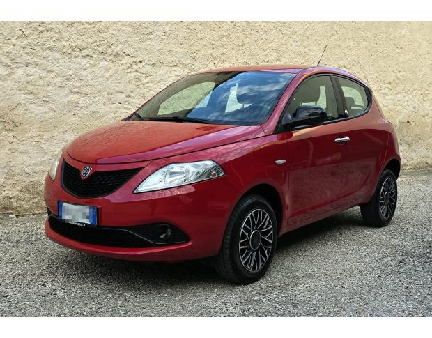 Lancia Ypsilon-GOLD-900Turbo-EcoChic