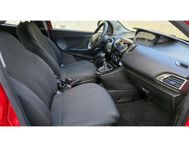 Lancia Ypsilon-GOLD-900Turbo-EcoChic