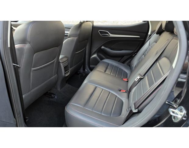 MG ZS-LUXURY-1.5-106-CV